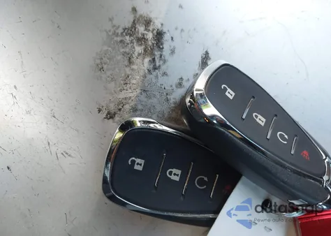 2024 Chevrolet Trax Fwd 2Rs z USA, uszkodzony, nr VIN KL77LJE29RC115937